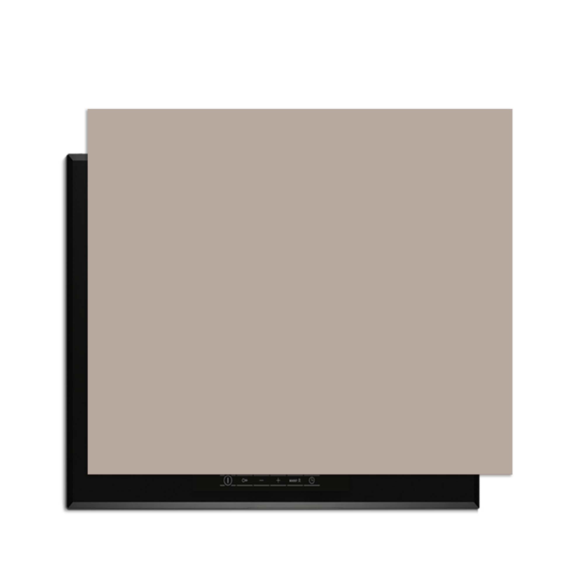 Taupe Mist - Herdabdeckplatte in einer eleganten Sandfarbe für eine moderne Küche.
