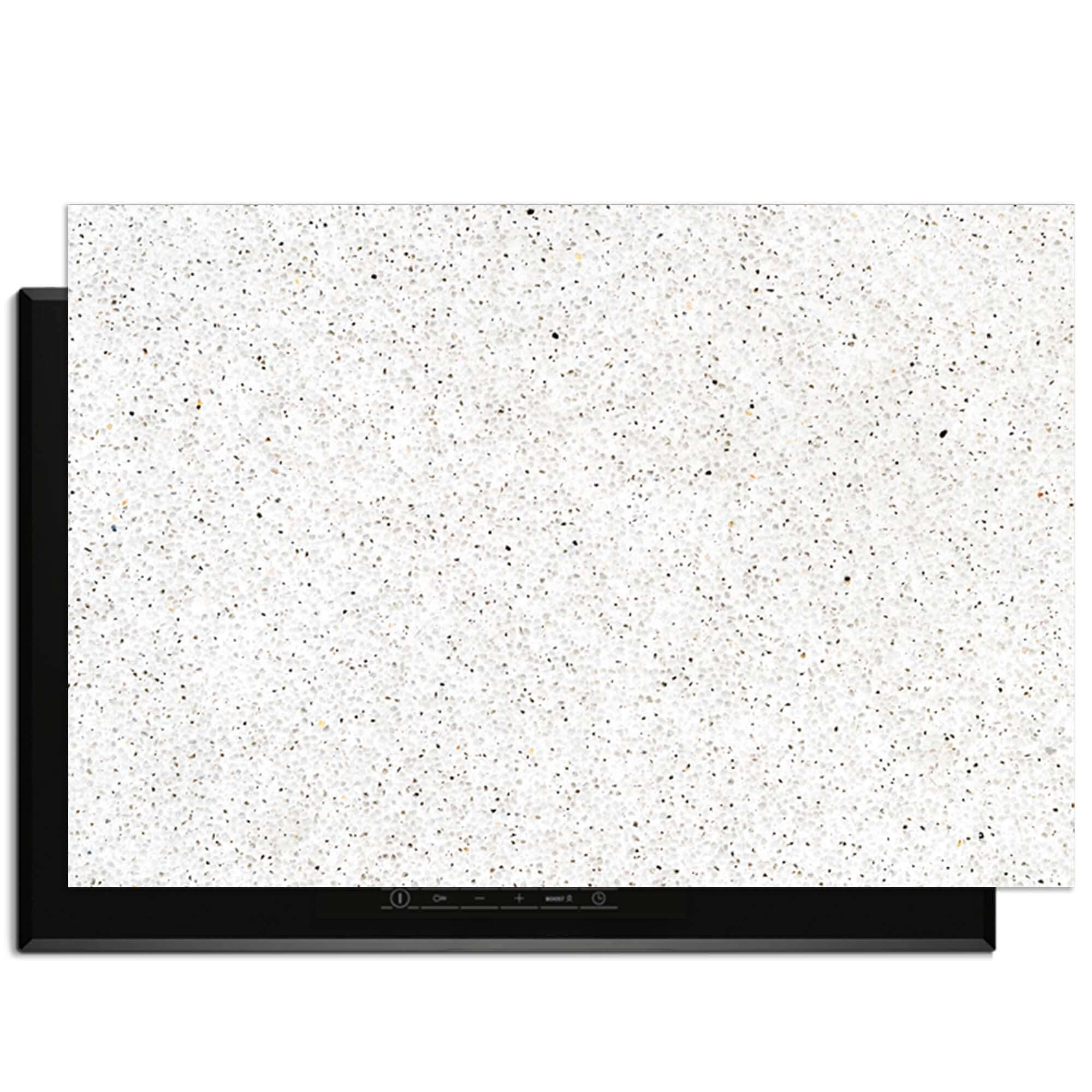 Terrazzo - Herdabdeckplatte für Induktionskochfelder, bietet Stil und Schutz vor Kratzern und Abnutzung.