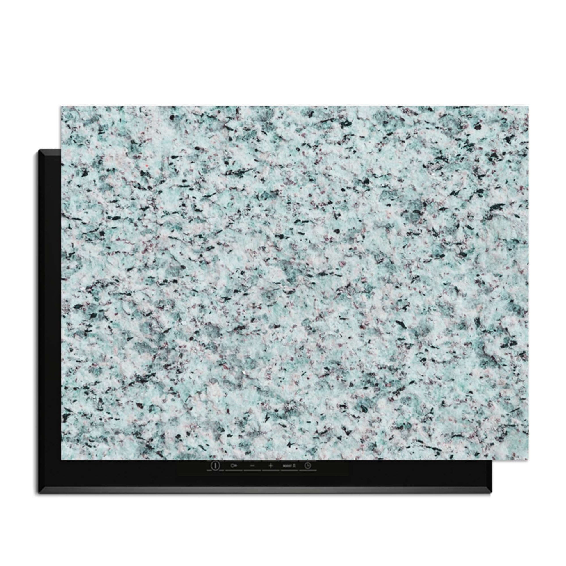 Baltic Mist - Herdabdeckplatte im blau-grauen Granitdesign für den modernen Küchenschutz.