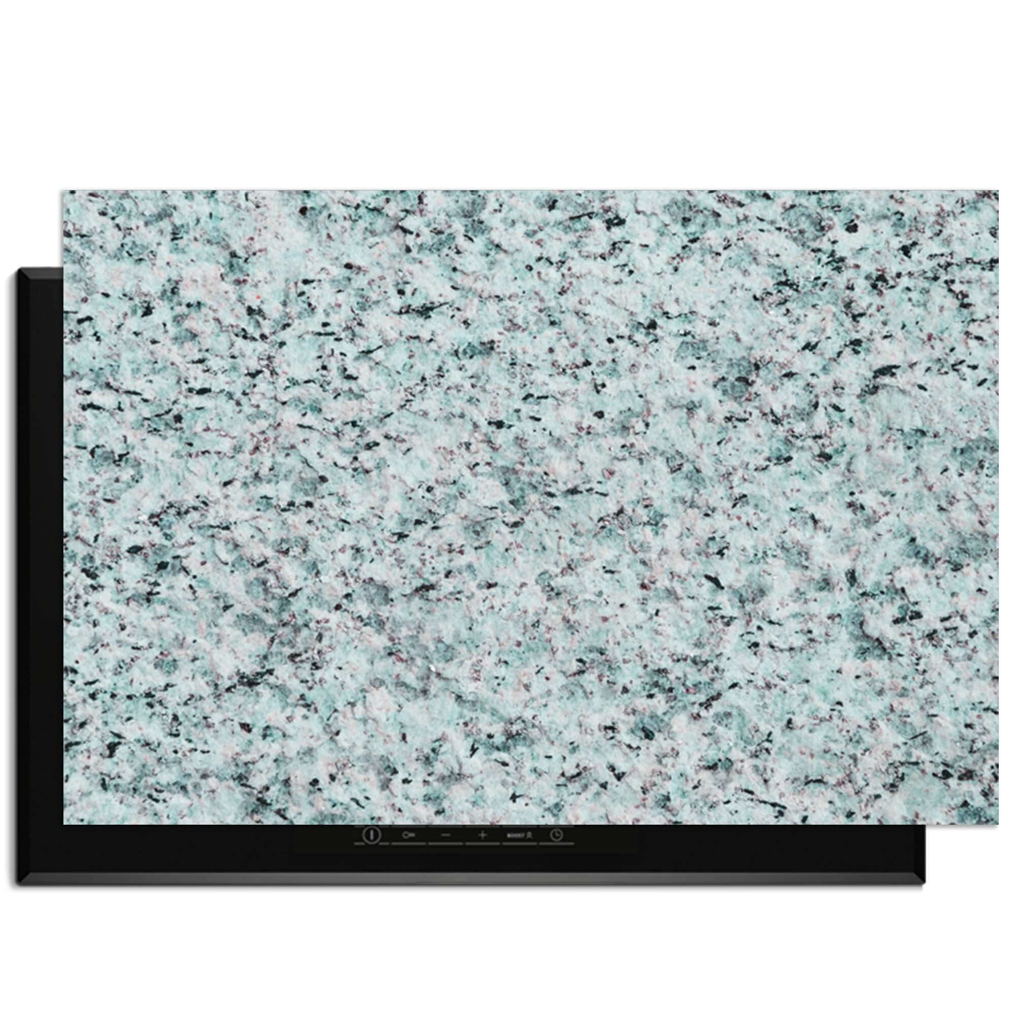 Baltic Mist - Herdabdeckplatte mit blau-grauem Granitdesign für den modernen Küchenschutz.