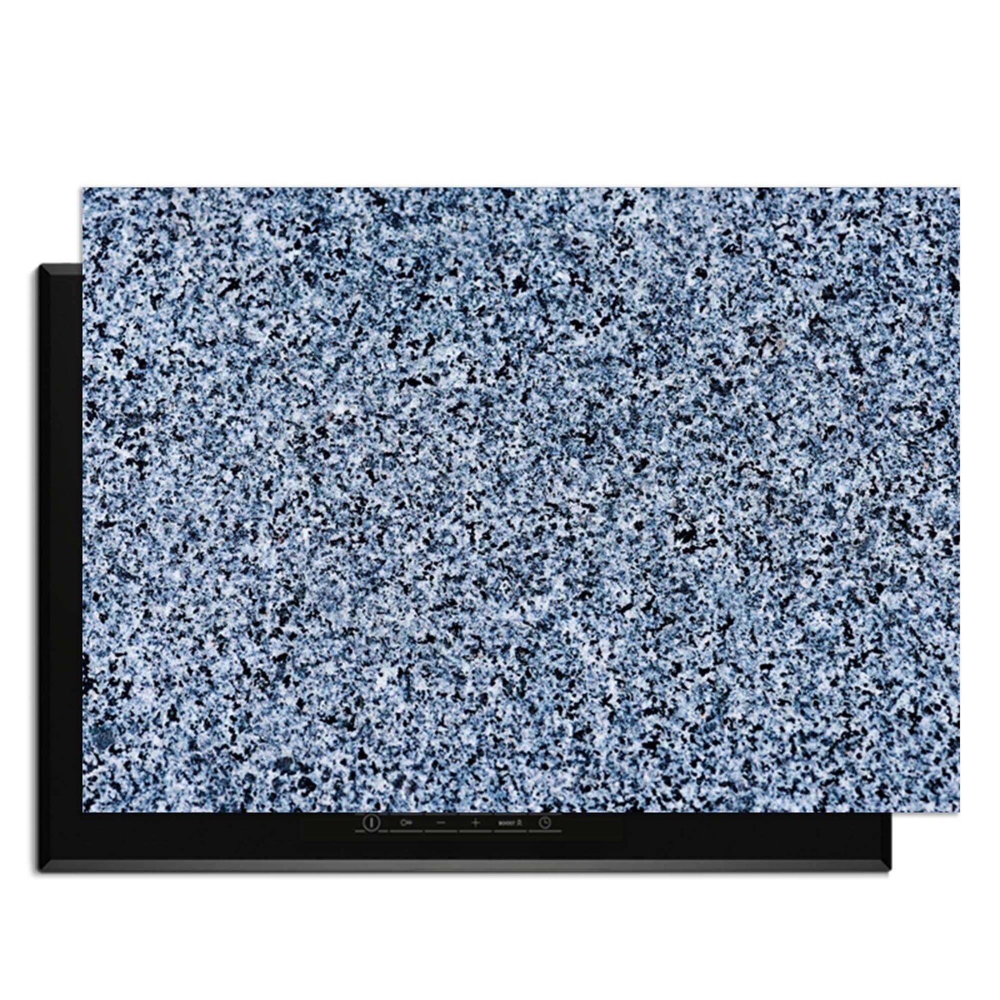Baltischer Granit - Herdabdeckplatte für eine stilvolle und praktische Küche mit einem eleganten Aussehen.