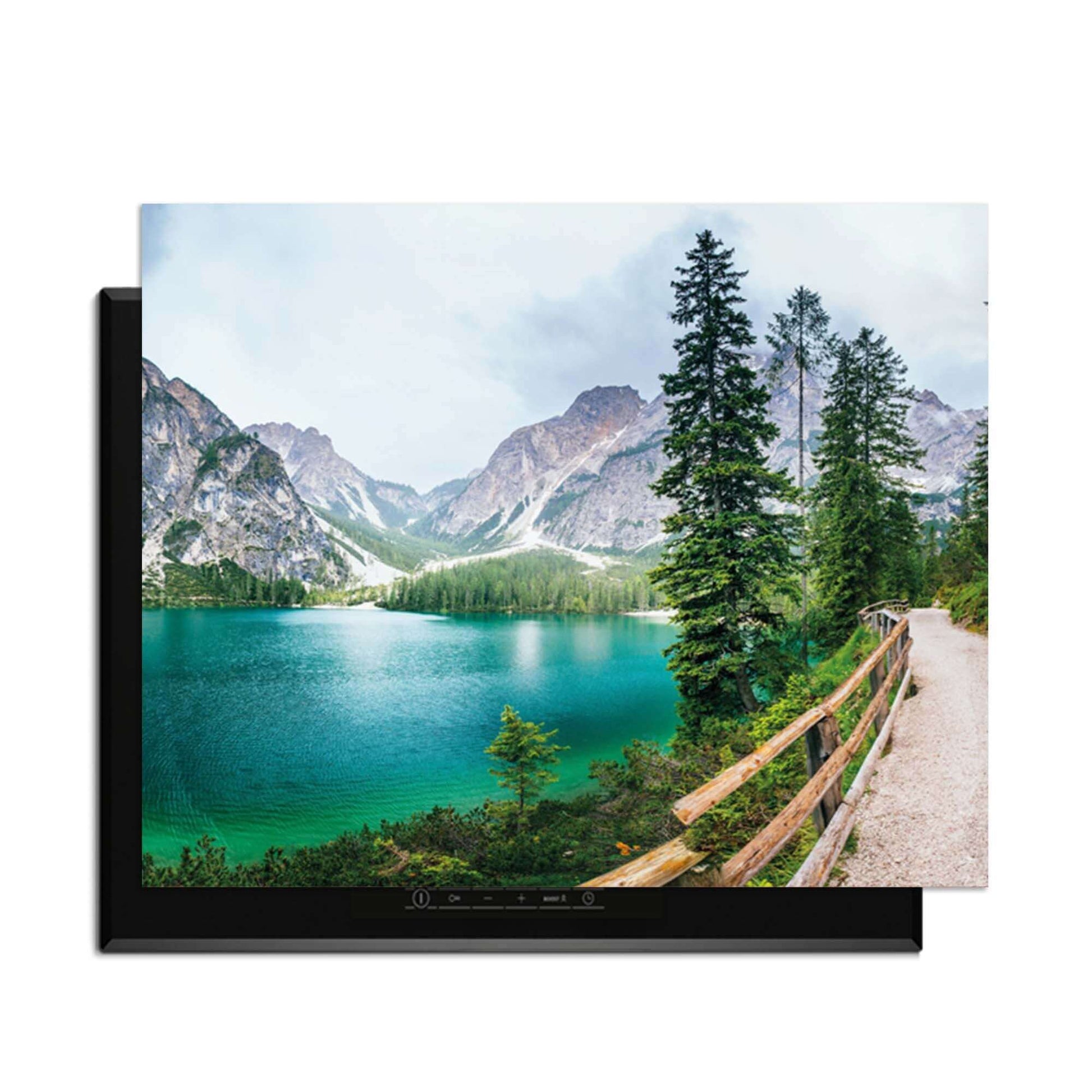 Emerald Lake Serenity - Herdabdeckplatte mit einem idyllischen Bergsee und Grüntönen