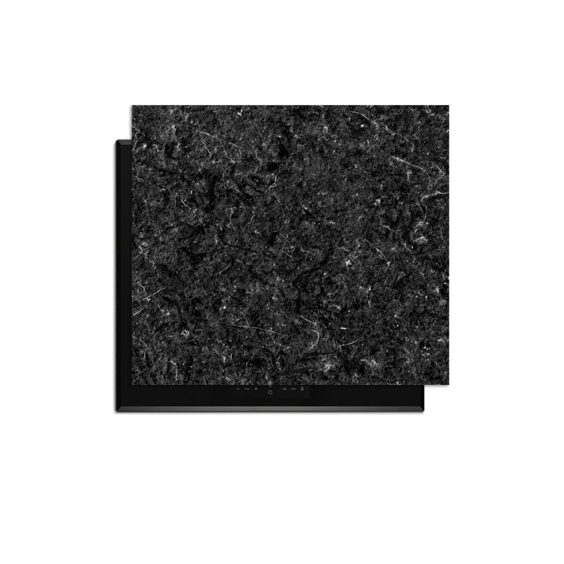 Nero Marble - Herdabdeckplatte mit luxuriösem schwarzem Marmormuster zum Schutz des Kochfeldes.