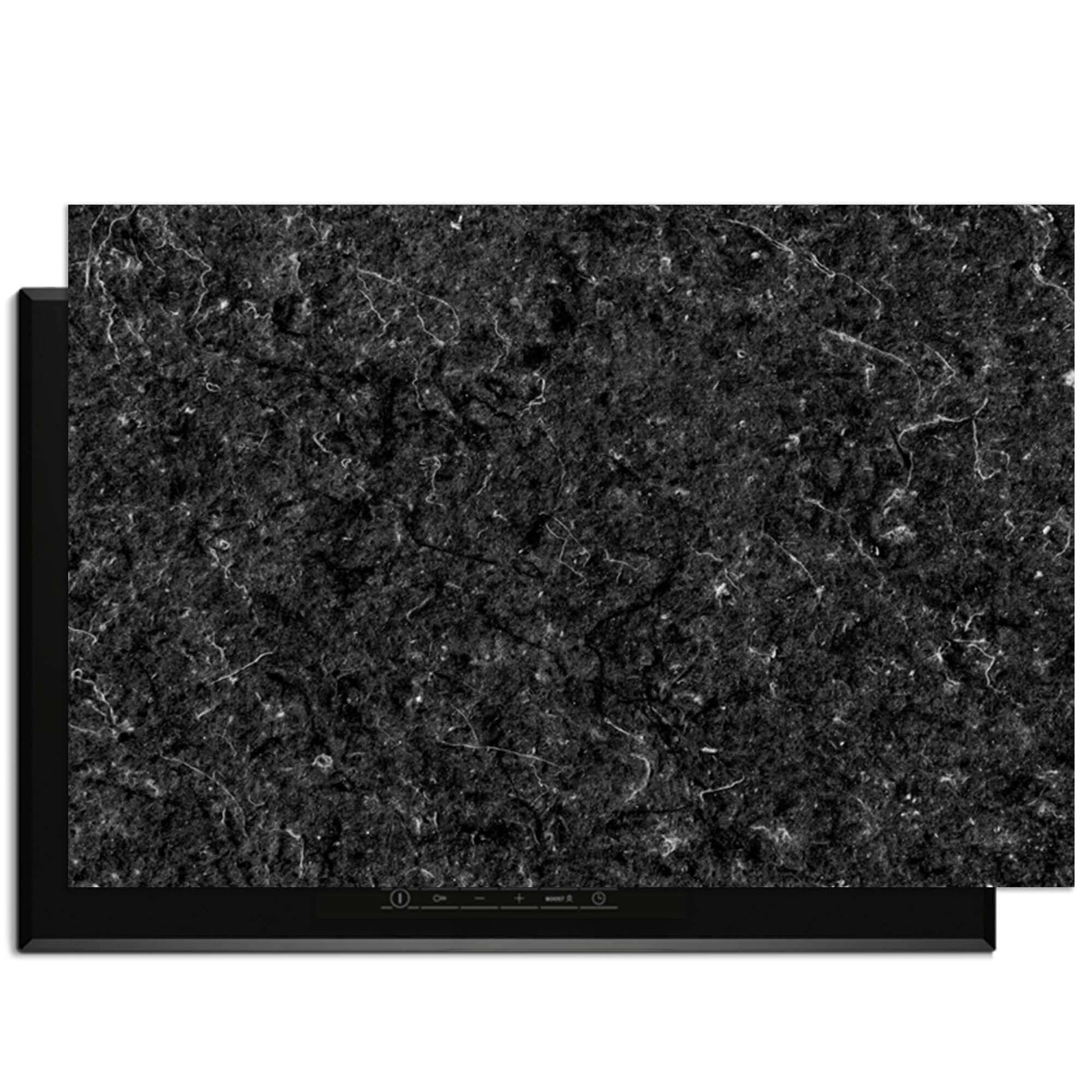 Nero Marble - Herdabdeckplatte mit tiefschwarzem Marmormuster für Schutz und Eleganz in der Küche.