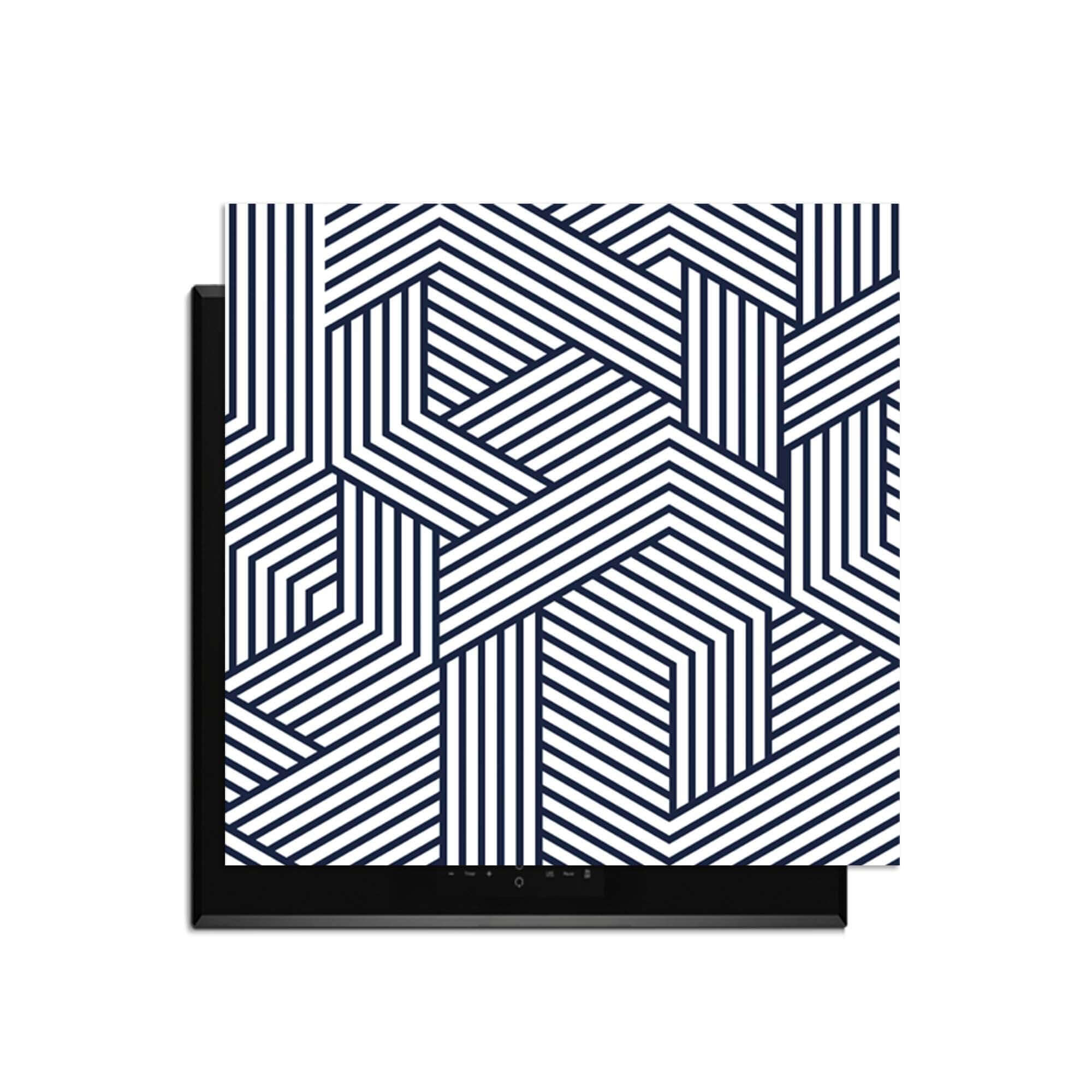 Lineares Labyrinth - Herdabdeckplatte mit geometrischem schwarz-weißem Linienmuster für einen modernen Look.