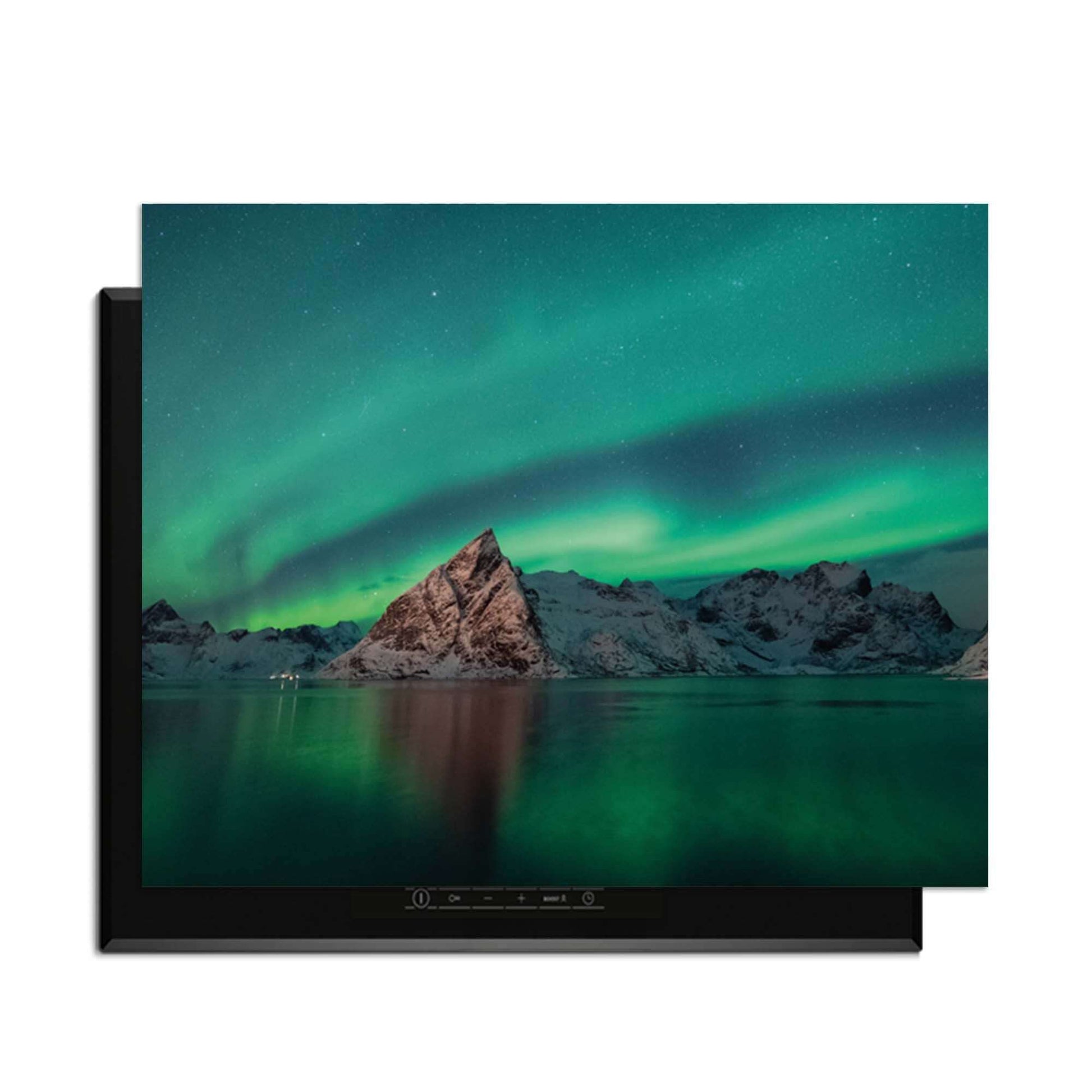 Arctic Aurora - Herdabdeckplatte mit atemberaubender Aussicht auf das Nordlicht und schneebedeckte Berge.