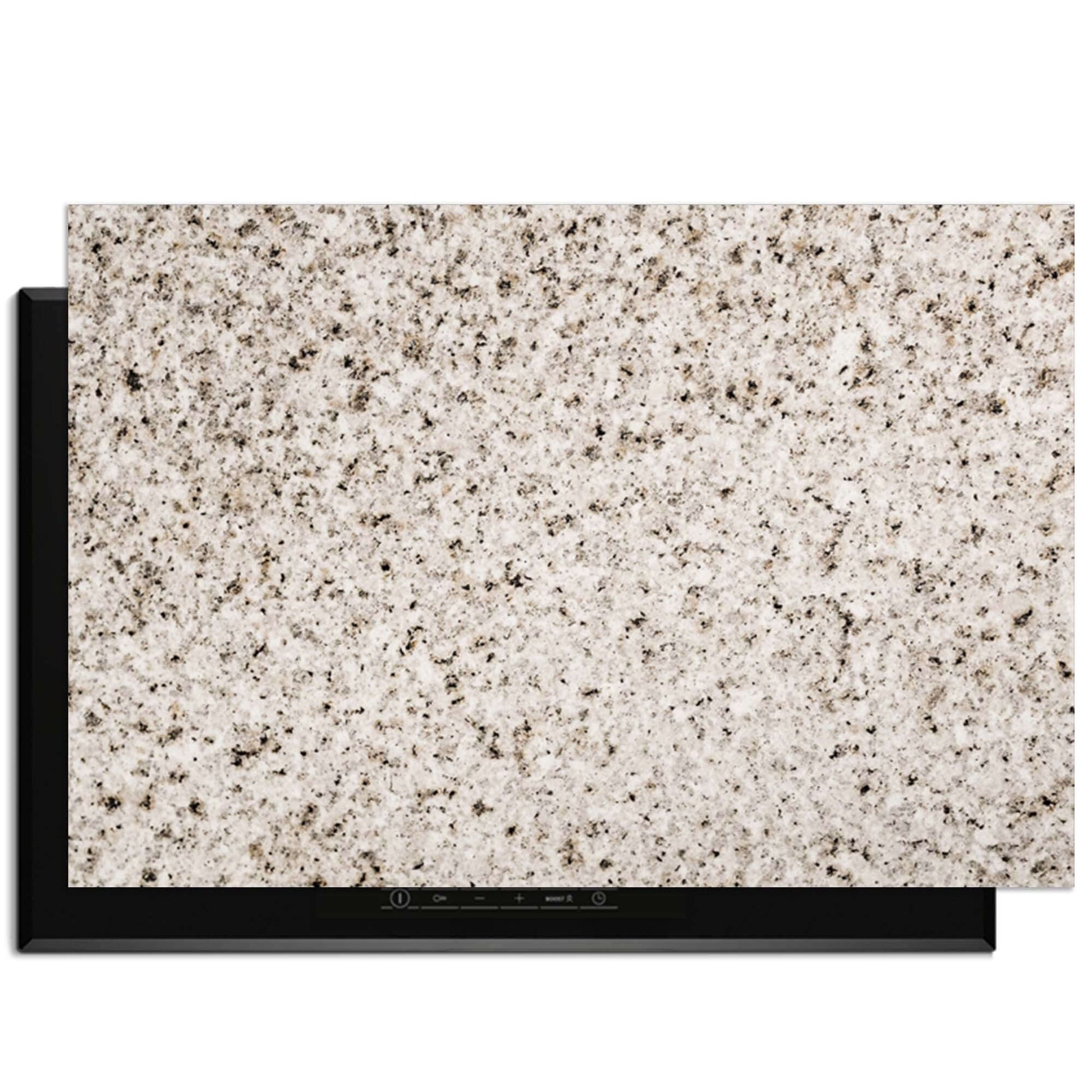 Almond Granite - Herdabdeckplatte auf Induktionskochfeldern für Schutz und Stil in der Küche.