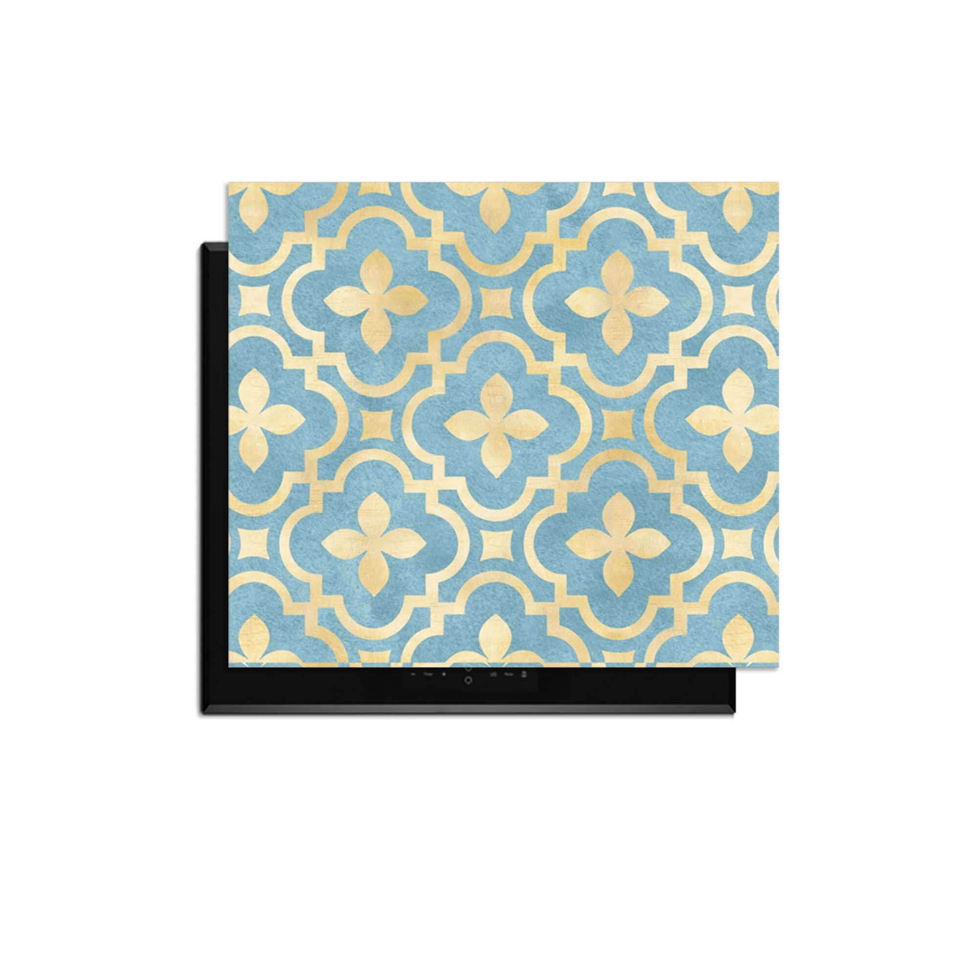 Deep Azure Blossom - Herdabdeckplatte mit klassischem Kachelmotiv in Blau und Gold, elegant und stimmungsvoll für Ihre Küche.