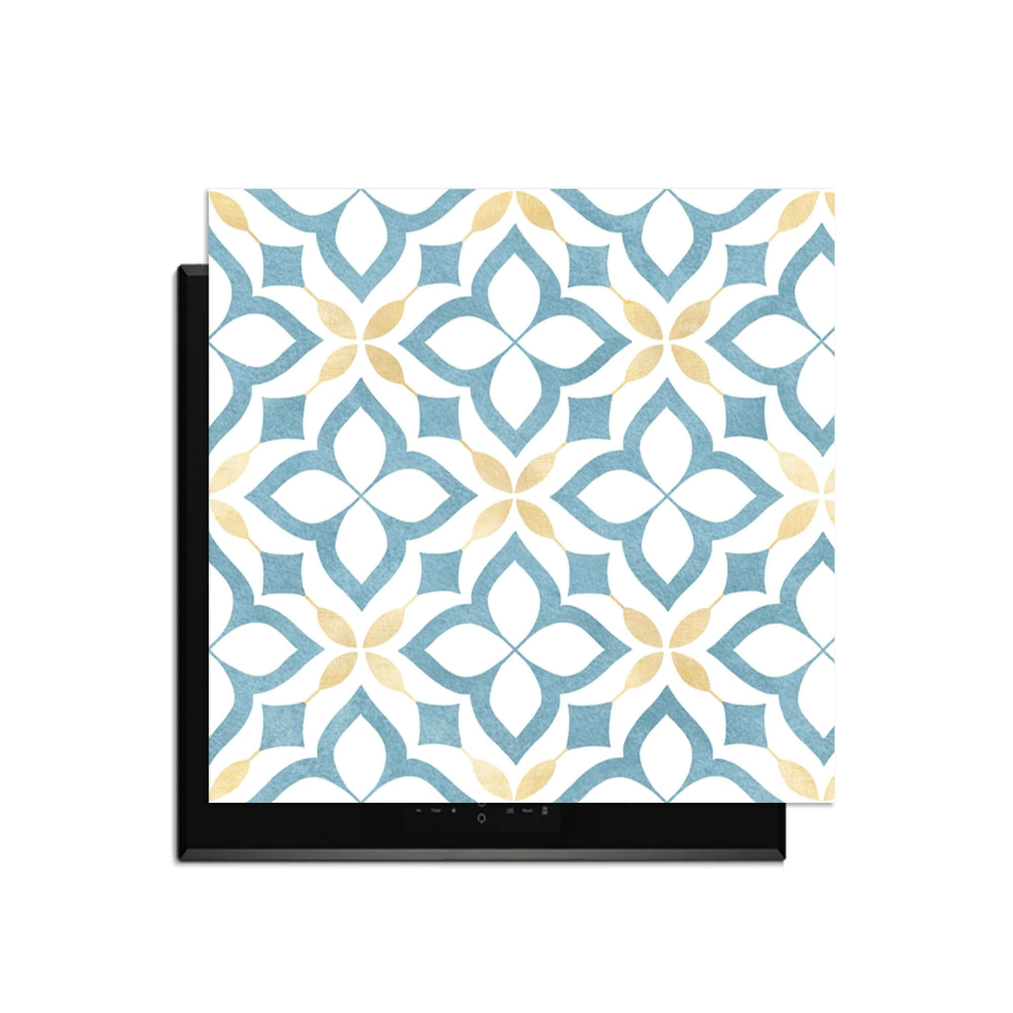 Deep Floral Cross - Herdabdeckplatte mit blau-goldenem Blumenmuster auf weißer Oberfläche, stilvoll für jede Küche.
