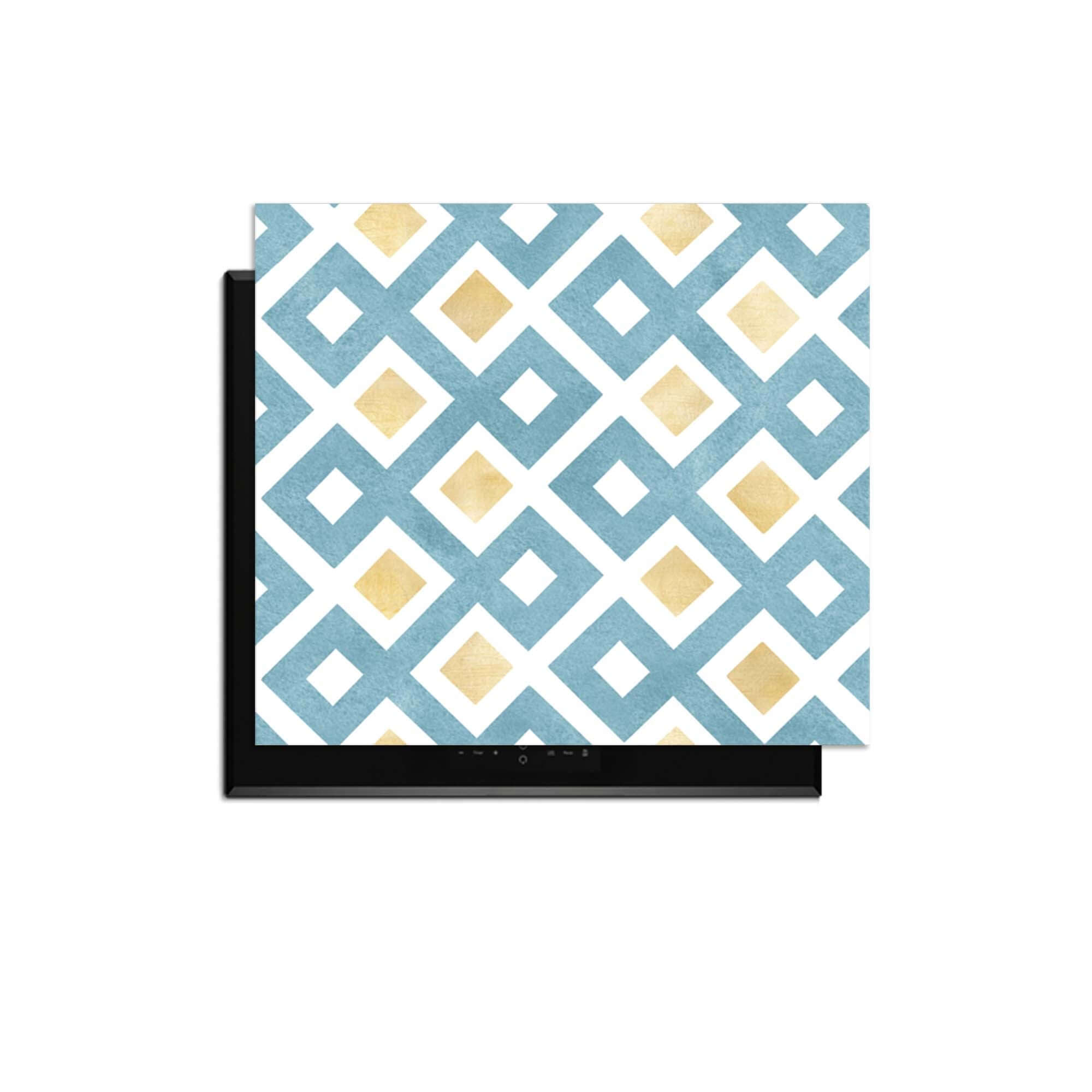Diamond Wave Blue - Herdabdeckplatte mit blau-goldenem Rautenmuster und weißer Oberfläche, modernes Küchen-Upgrade.