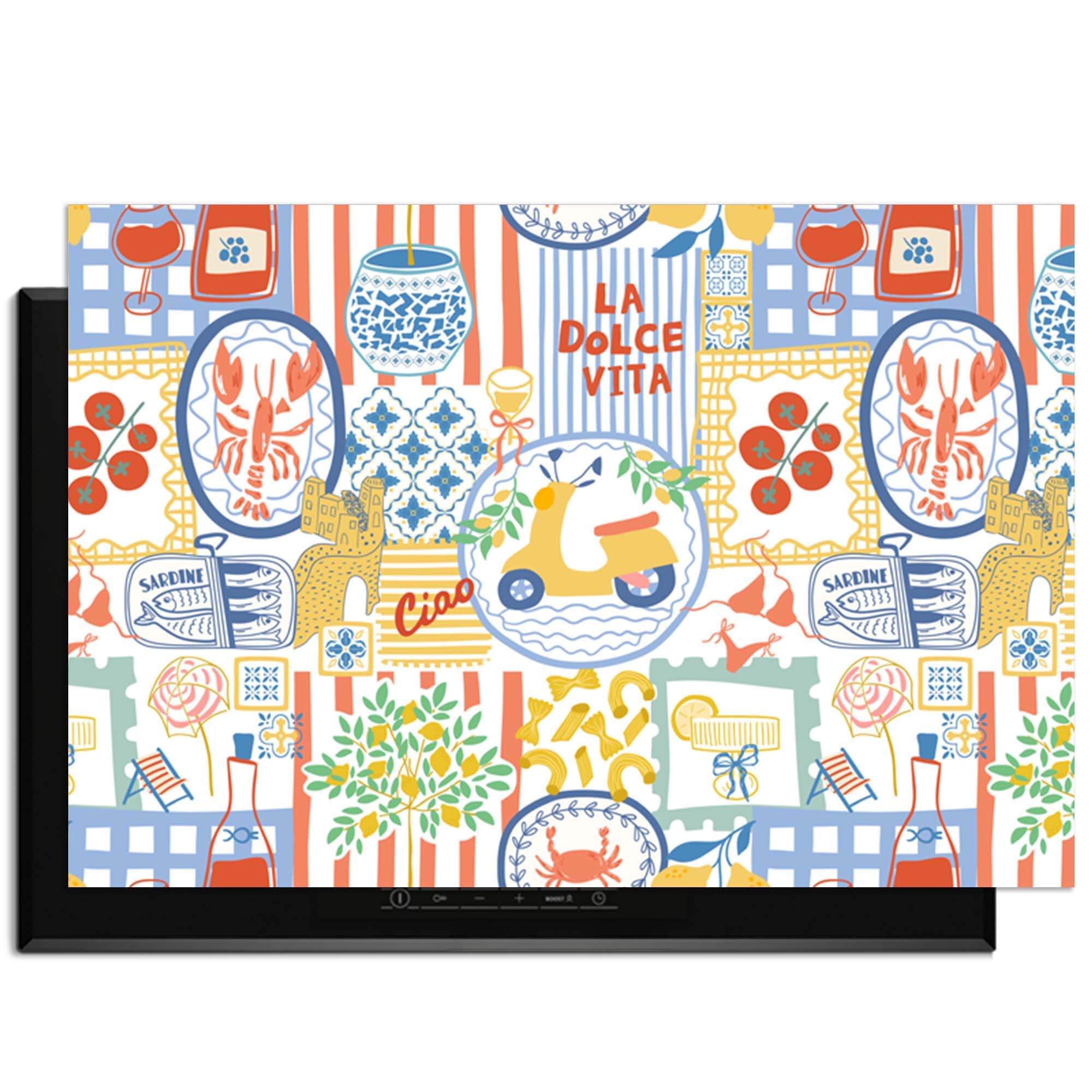 Dolce Mix - Herdabdeckplatte mit italienischer Collage aus Vespas, Tomaten und Meeresfrüchten für stilvollen Küchenschutz.