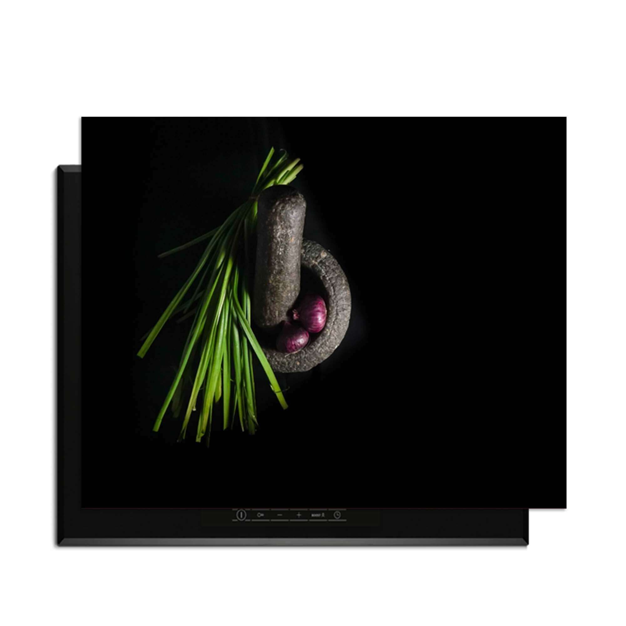 Midnight Herb - Herdabdeckplatte schützt Induktionskochfelder mit Stil und Eleganz.