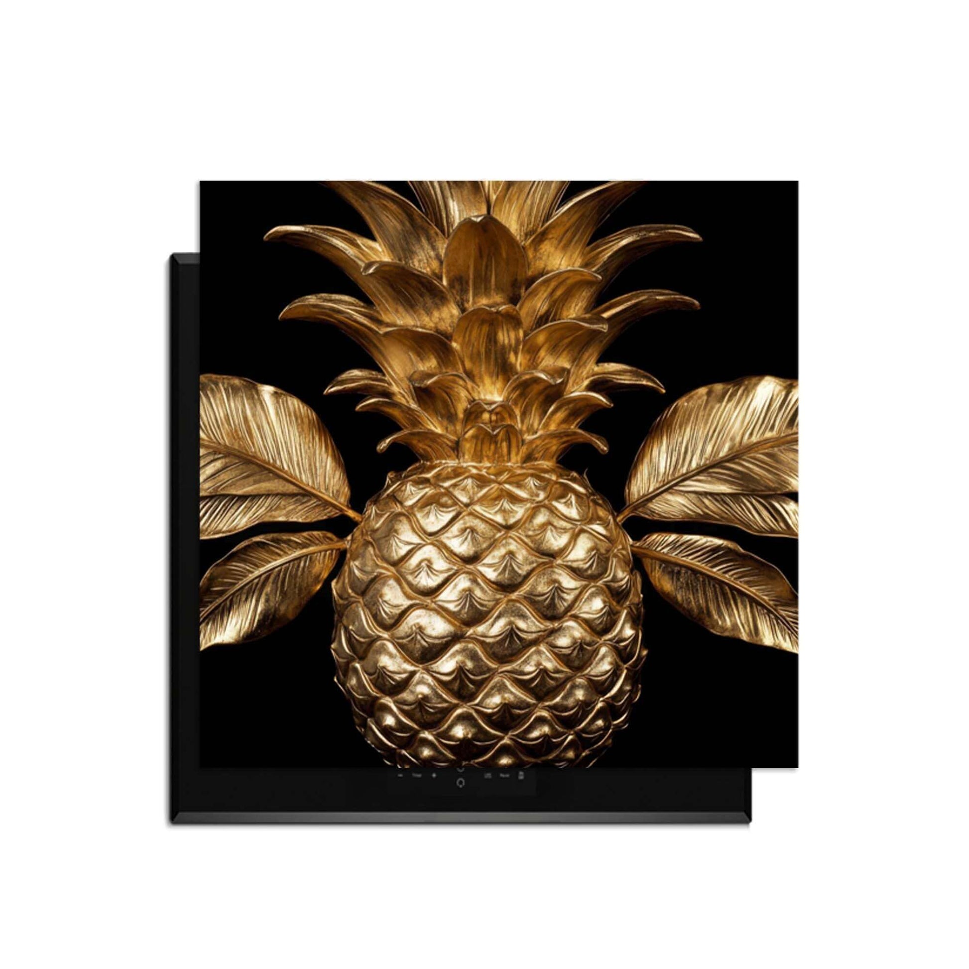 Pine Luxe - Herdabdeckplatte mit einem eleganten goldenen Ananas-Design für stilvollen Küchenschutz.
