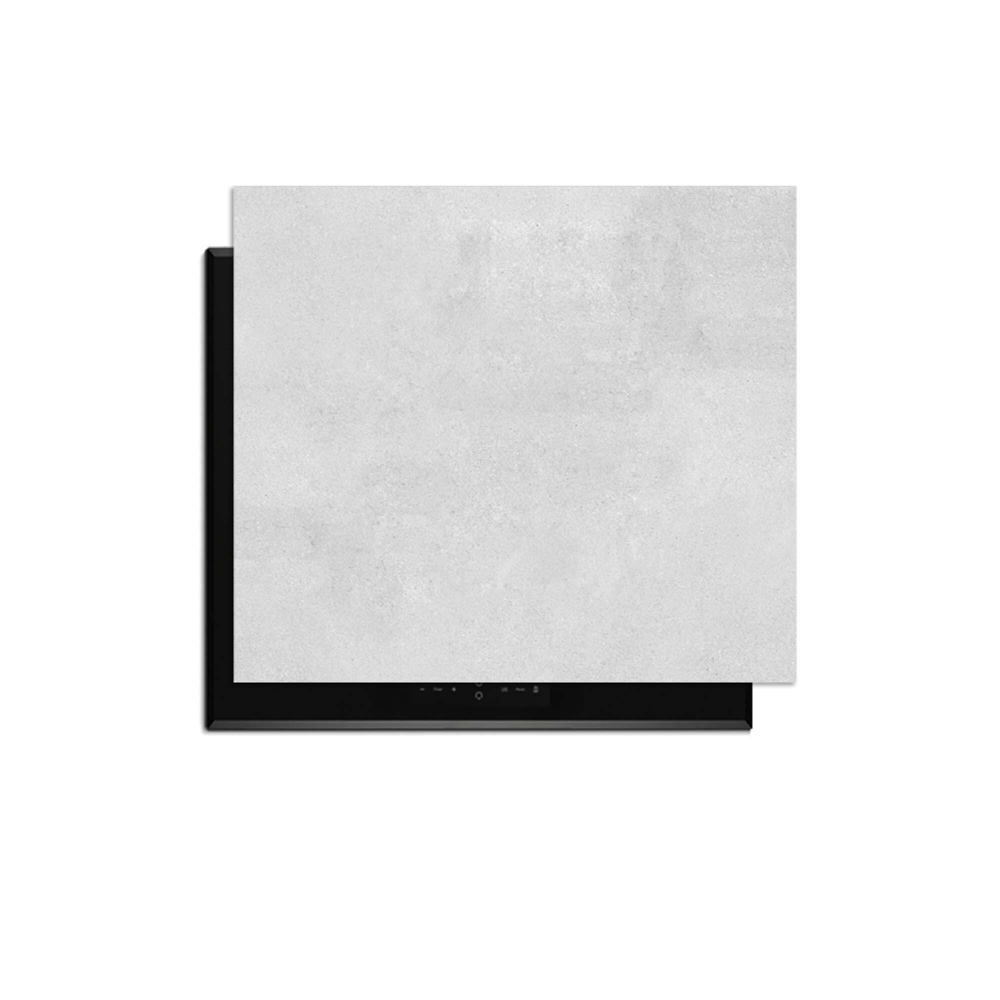 Smooth Concrete - Herdabdeckplatte über einem Induktionskochfeld, mit hellgrauer Betonstruktur und modernem Look.