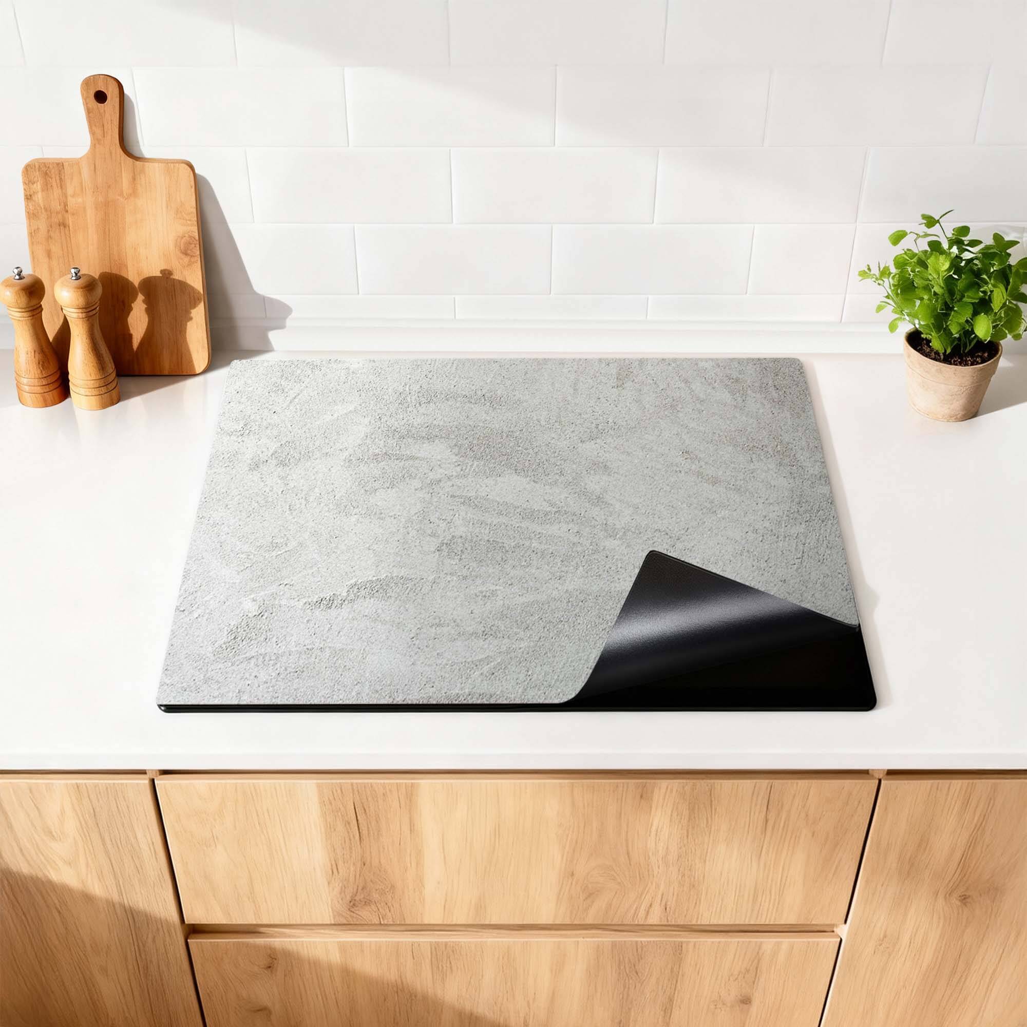 Detail des gewalzten Herdabdeckplatte mit Betonstruktur