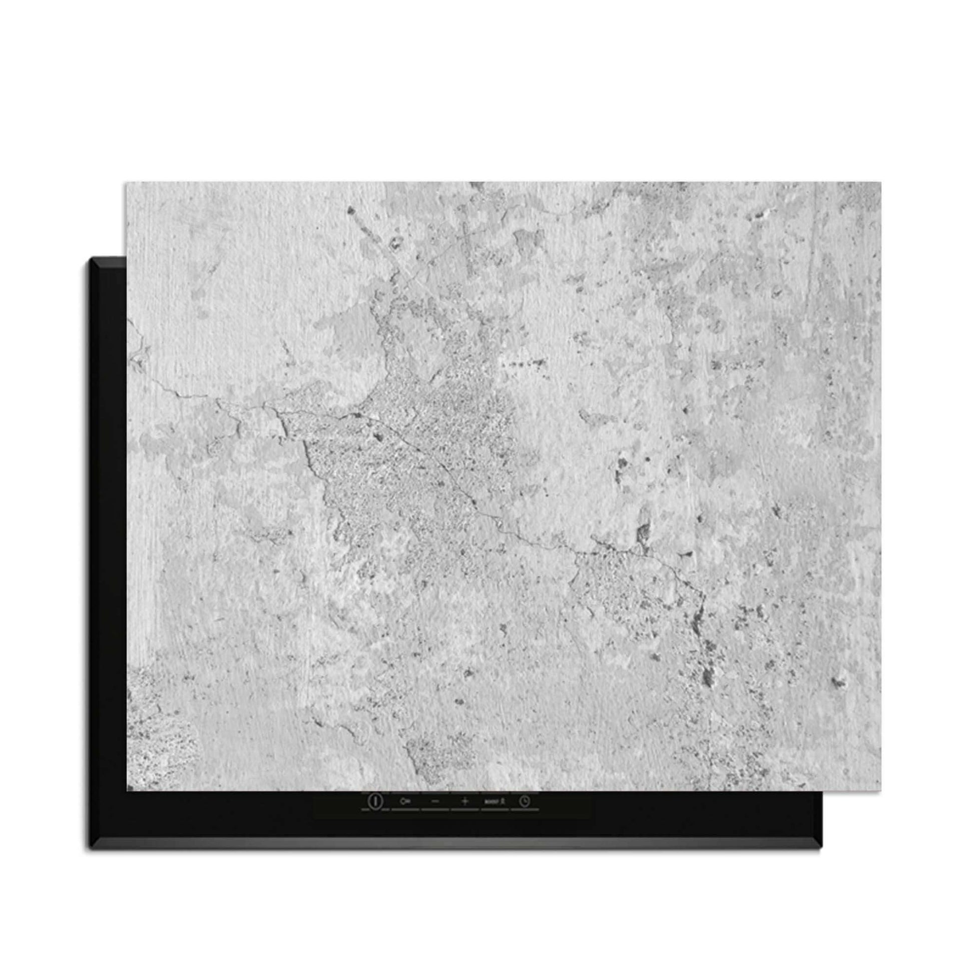 Urban White - Herdabdeckplatte auf einem Induktionskochfeld mit modernem Design.