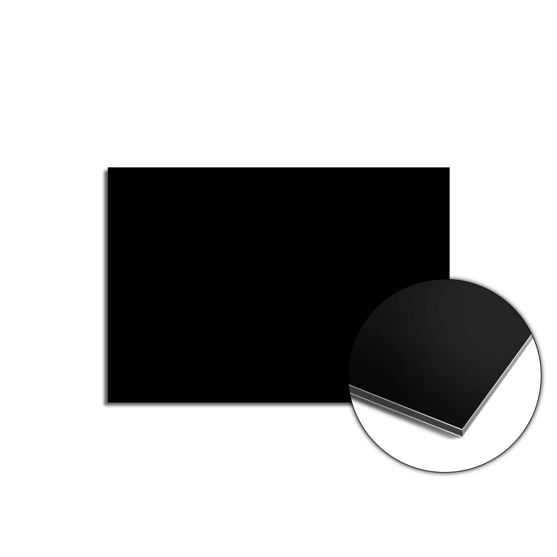 Pure Black Splash Screen aus der Schlichte Eleganz Kollektion, ein stilvoller Küchenspritzschutz in tiefem Schwarz für eine moderne, ruhige Küche.