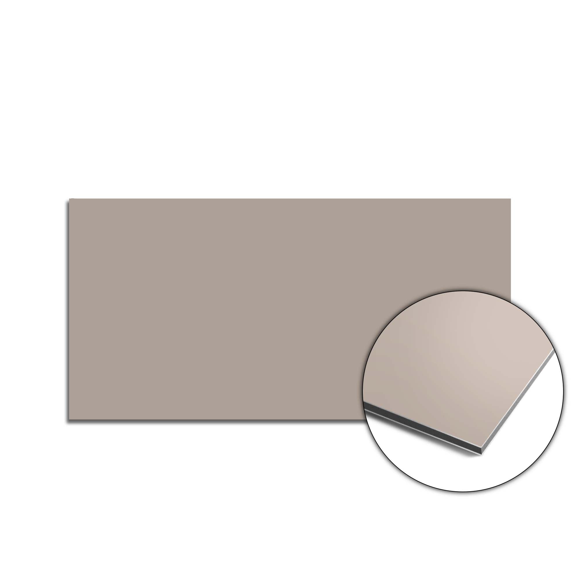 Sandy Jitney Splashback aus der Schlichte Eleganz Kollektion, ein sandfarbener Küchensplashback mit minimalistischem Look.