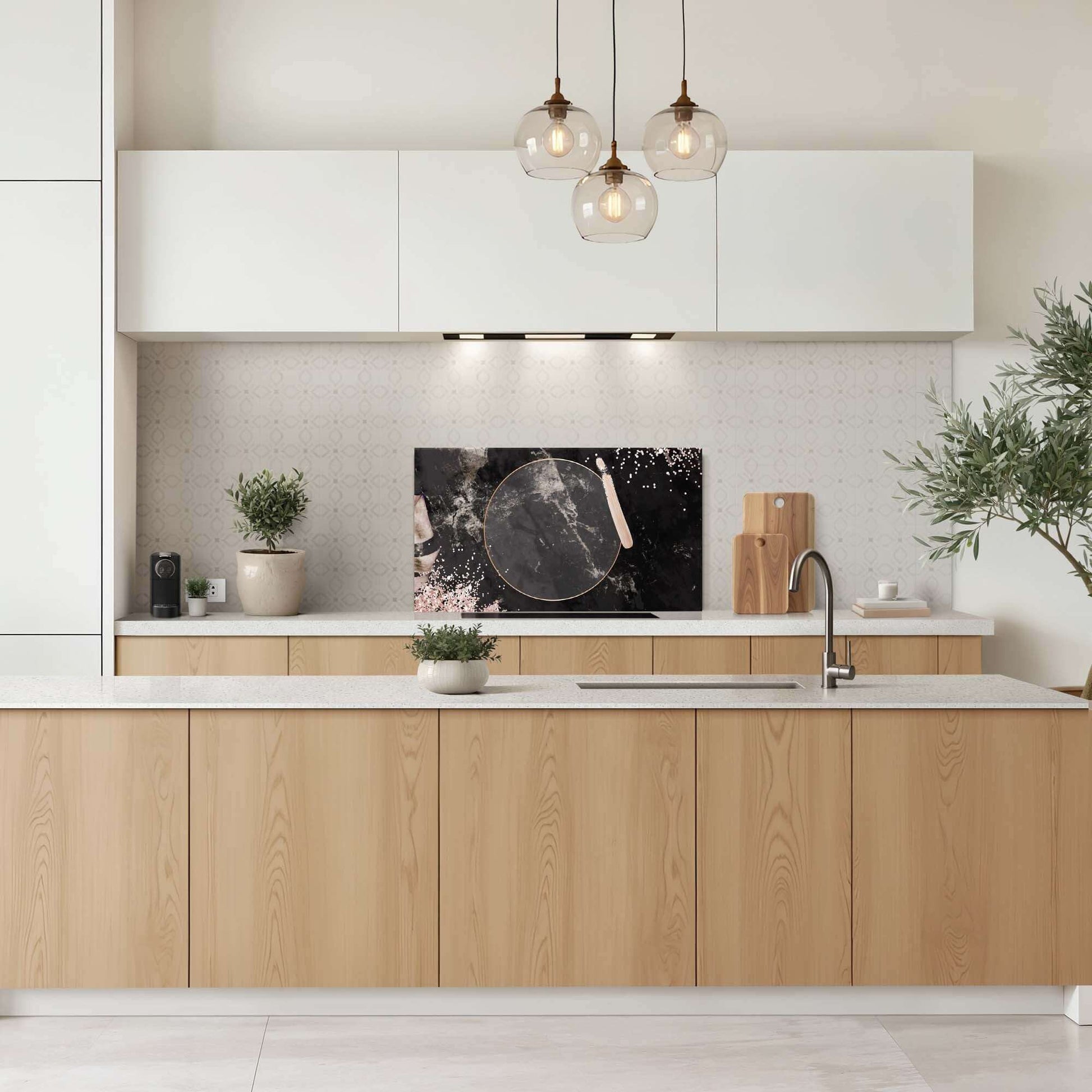 Kücheneinrichtung mit Midnight Rose Splashback, elegantes und luxuriöses Design aus Marmor mit roségoldenen Akzenten. Die perfekte Rückwand für jede Küche.