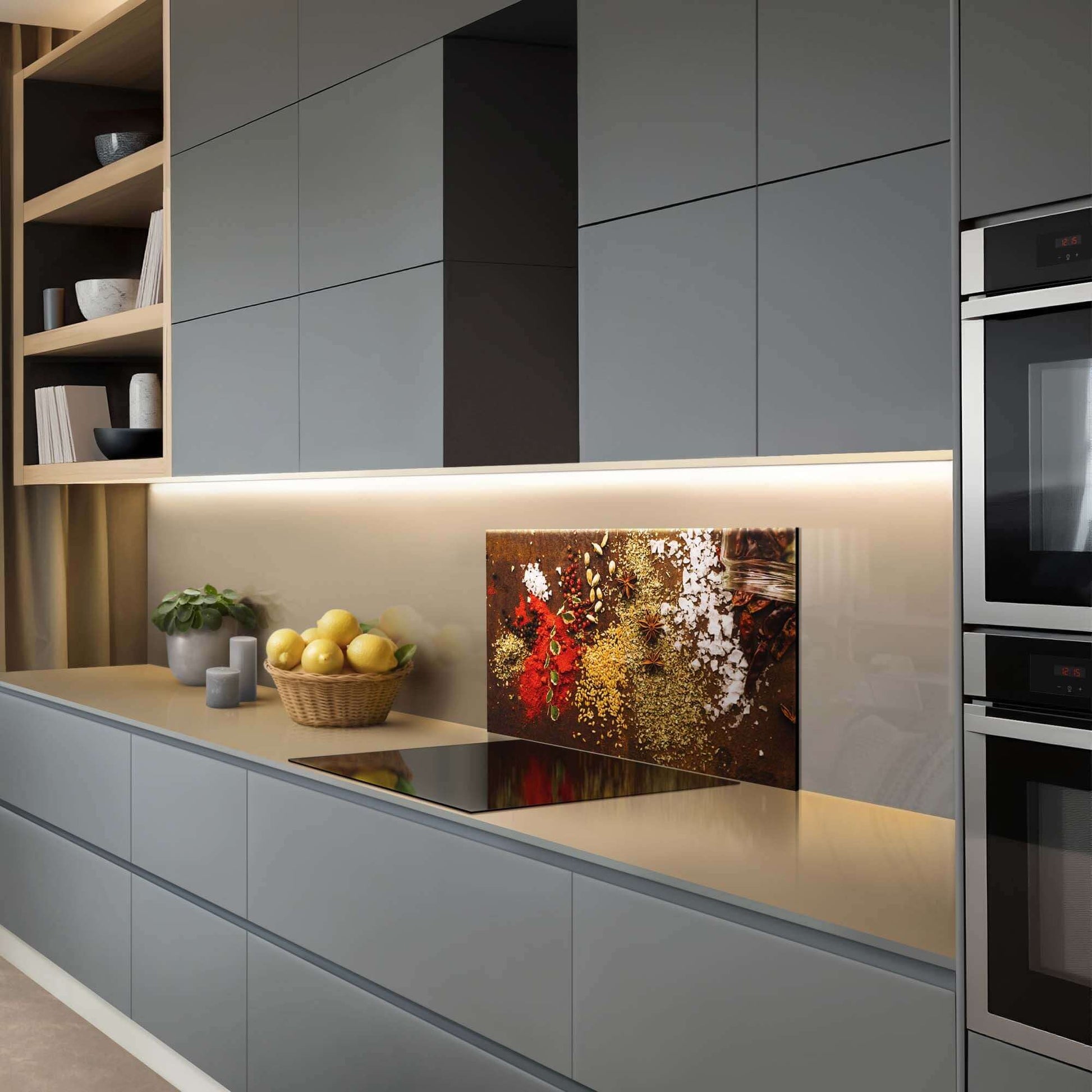 Spice Symphony Splashback in der modernen Küche, farbenfrohes Splashback-Design, perfekter Küchenschutz, Küchensplashback, ästhetisches Aussehen.
