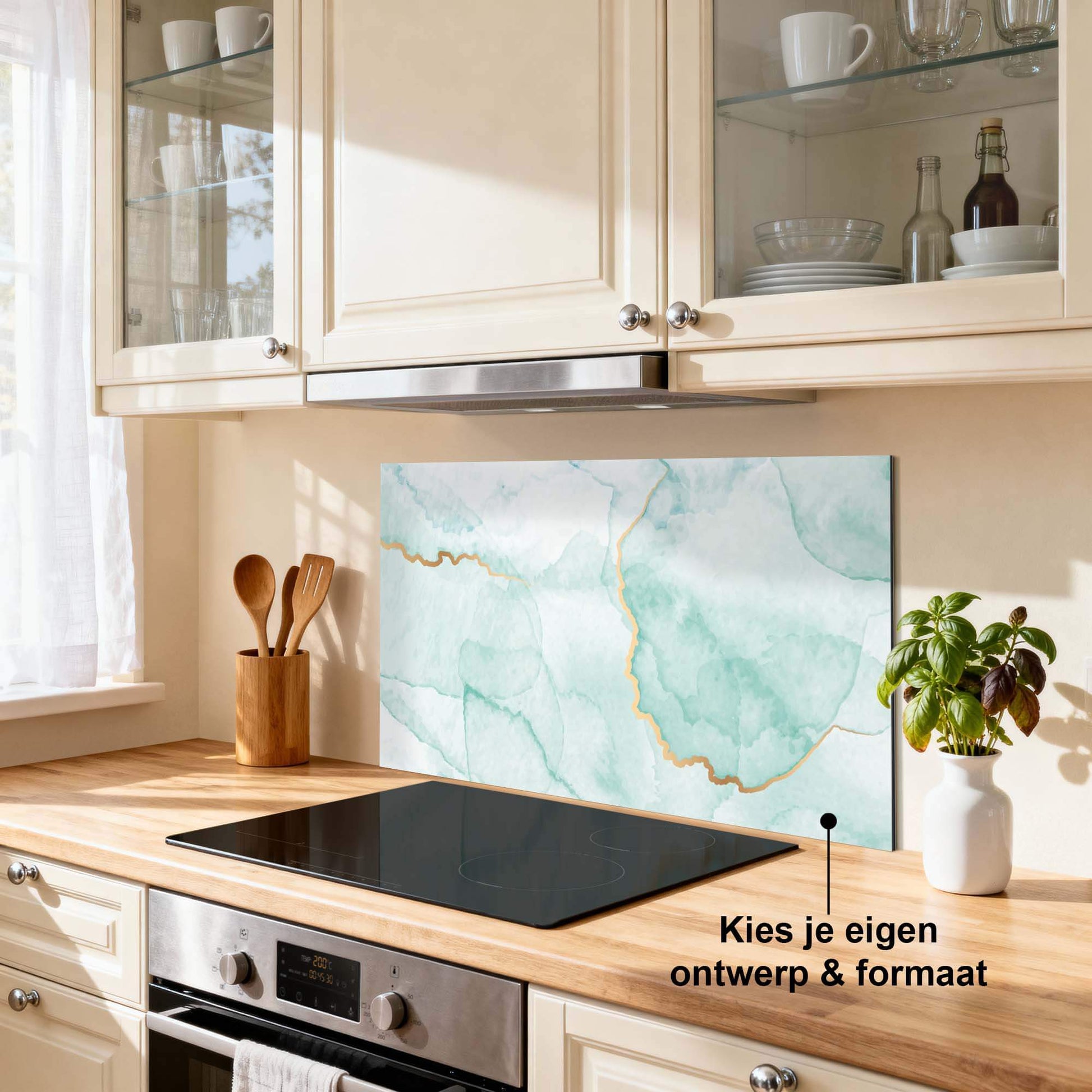 Misty Jade Splashback mit jadegrünem Marmordesign und goldenen Adern, ideal für einen eleganten Küchensplashback.