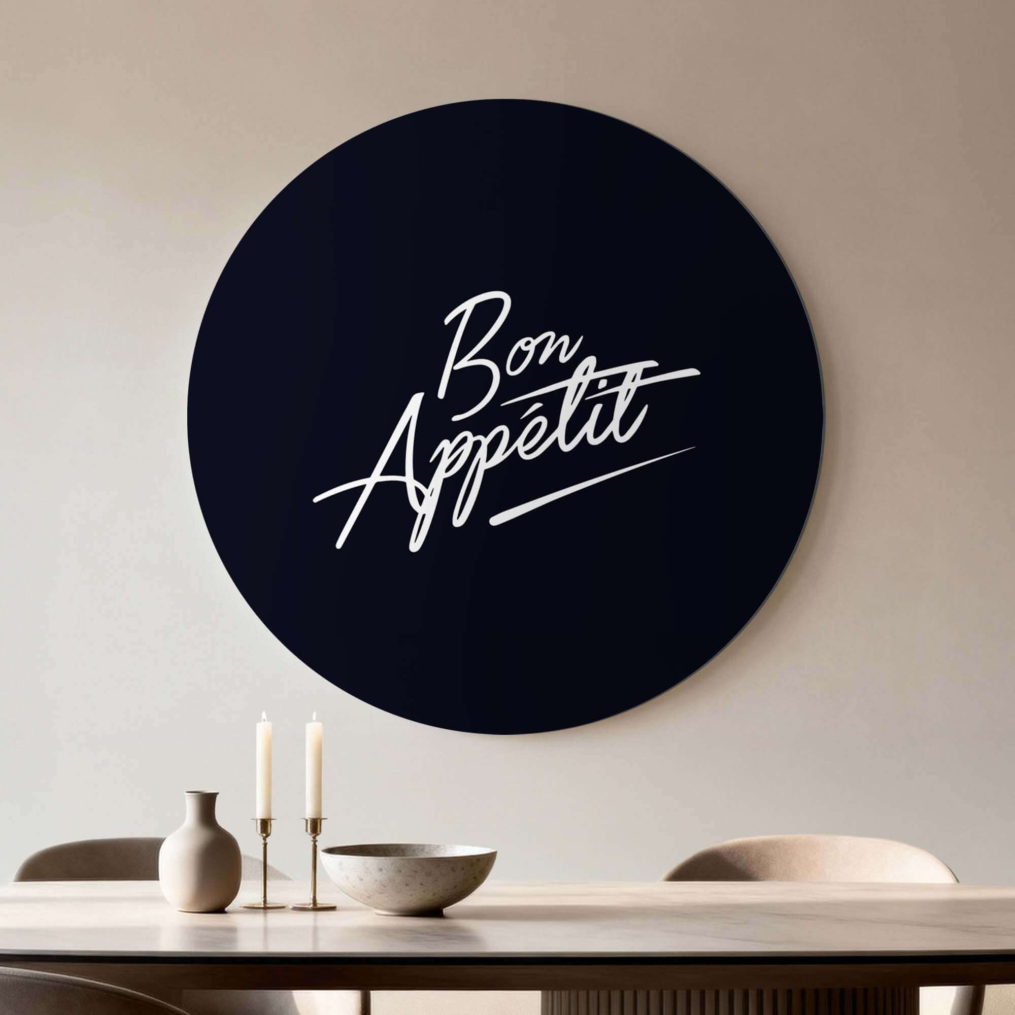 Bon Appétit Midnight Edition - Wandbild, stilvoller schwarzer Wandbild mit weißem "Bon Appétit" Schriftzug, modern und minimalistisch für Küche oder Esszimmer.