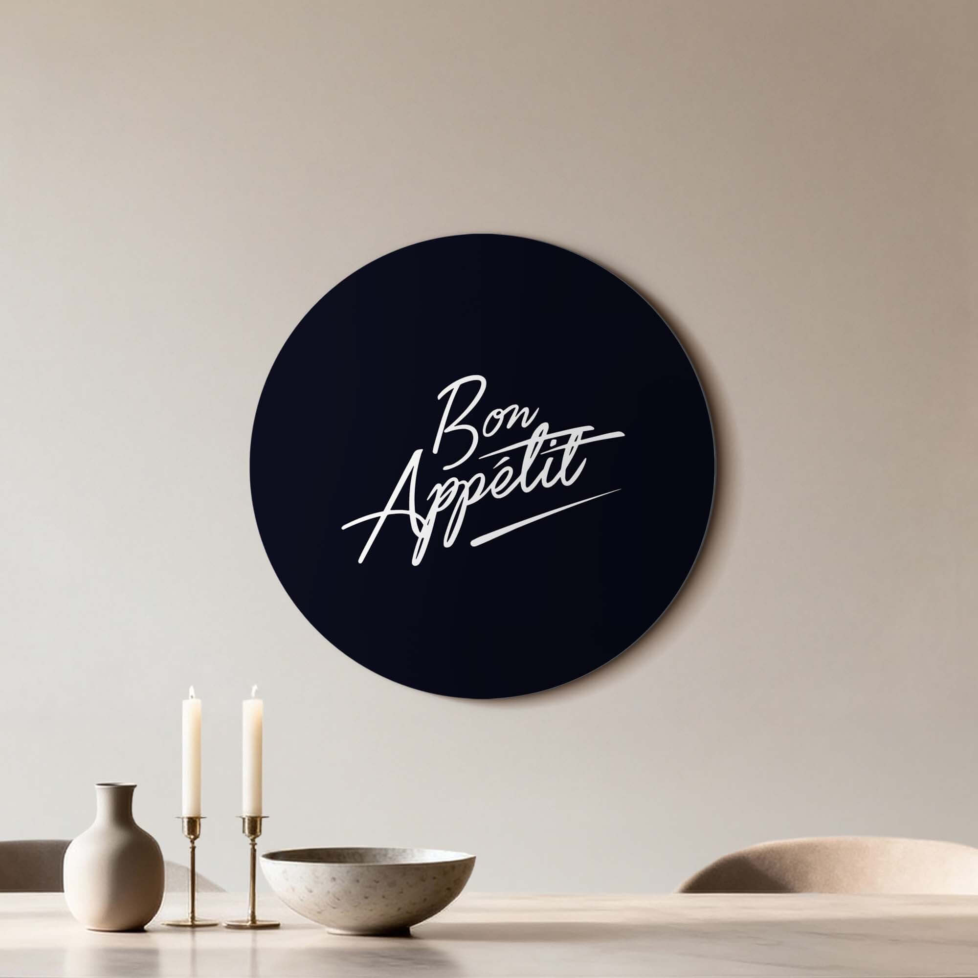 Bon Appétit Midnight Edition - Wandbild, stilvoller schwarzer Wandbild mit weißer Schrift, modernes und minimalistisches Design für Küchen.