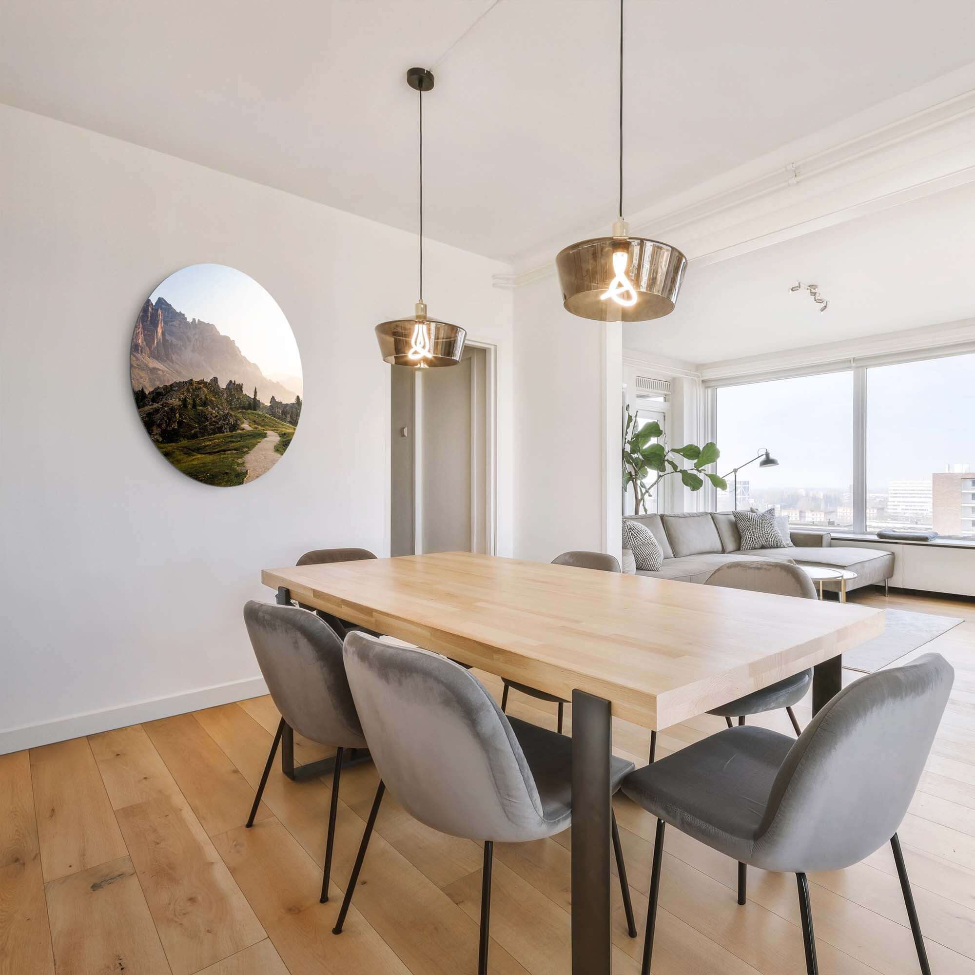 Golden Ridge Trail - Wandbild im modernen Esszimmer, heiterer Wandbild mit goldenem Bergpfad, ideal für Wände in der Küche oder im Wohnzimmer.