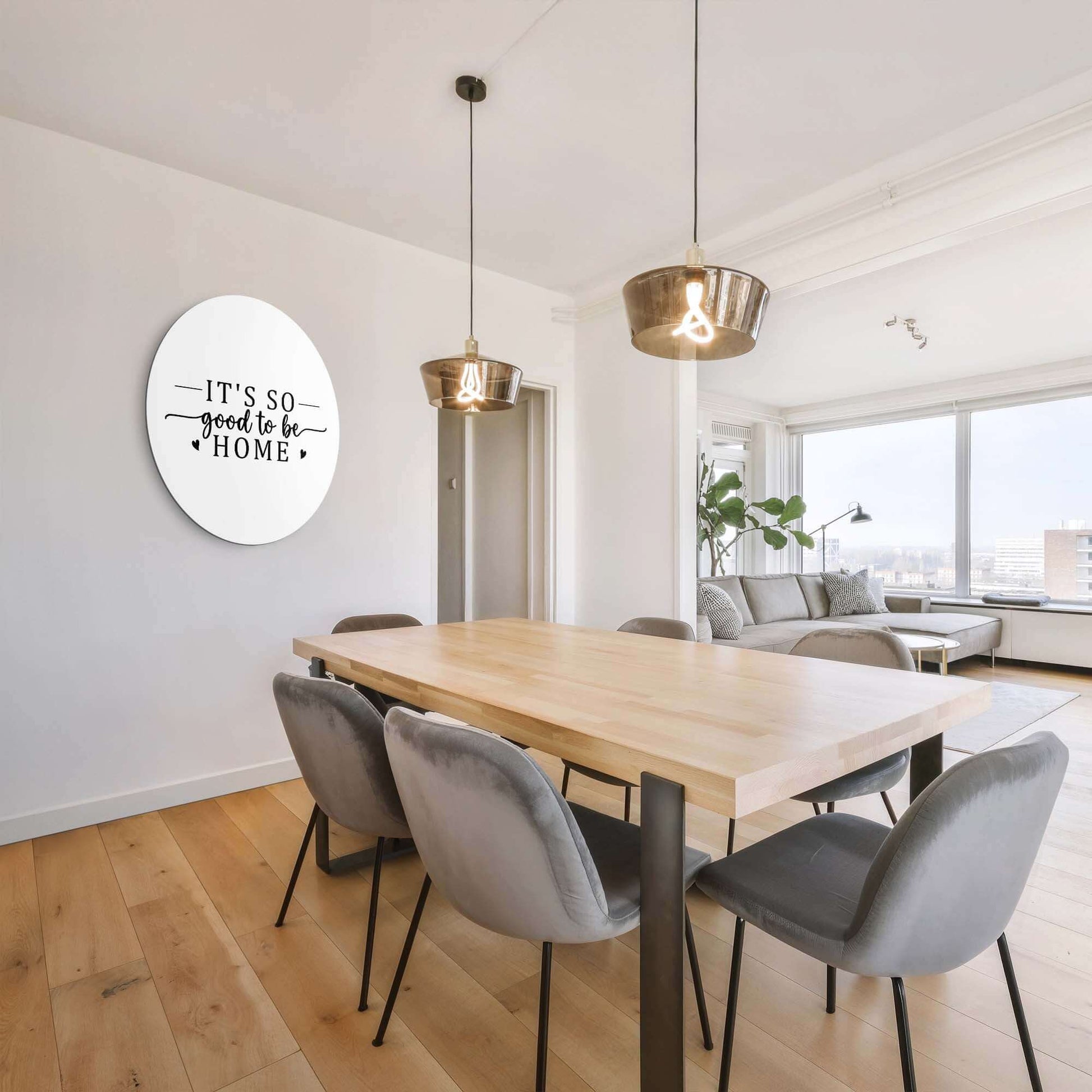Good To Be Home - Wall Circle im modernen Esszimmer, stilvolle und warme Ergänzung für die Küche oder den Flur, Teil der Wall Circles Kollektion.