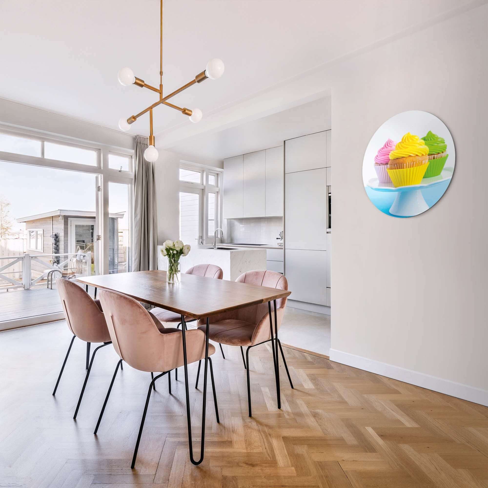 Sweet Swirl Trio - Wandbild mit bunten Cupcakes als Wanddekoration im modernen Esszimmer. Ideal zur Aufhellung der Küche, Wandbild Dekor.