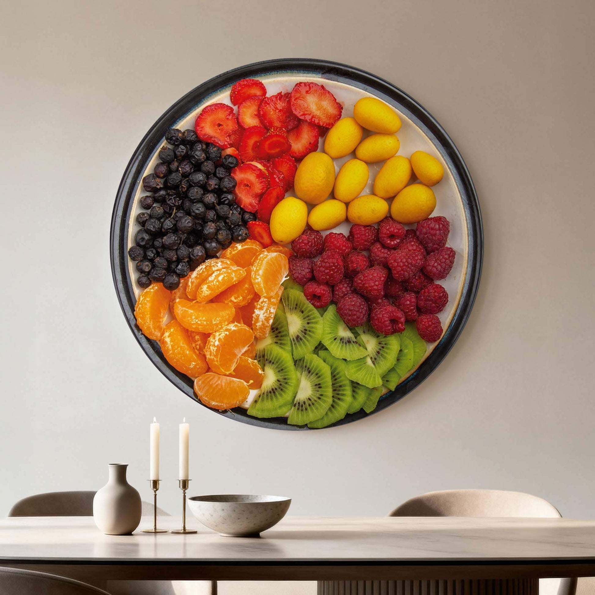 Vibrant Fruit Medley - Wandbild mit bunten Sommerfrüchten, Wandbild in der Küche oder im Essbereich, Wandbilder als lebendiger Blickfang.