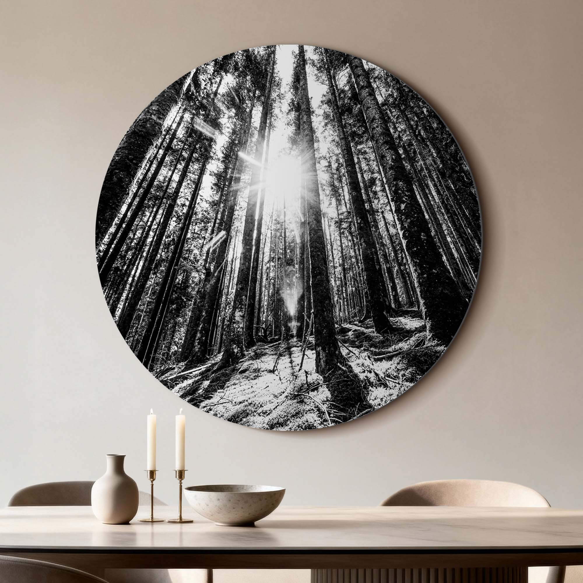 Whispering Pines - Wandbild schwarz-weißes Walddesign, ruhige Atmosphäre, geeignet für Wohnräume, Wanddekoration mit hohen Kiefern