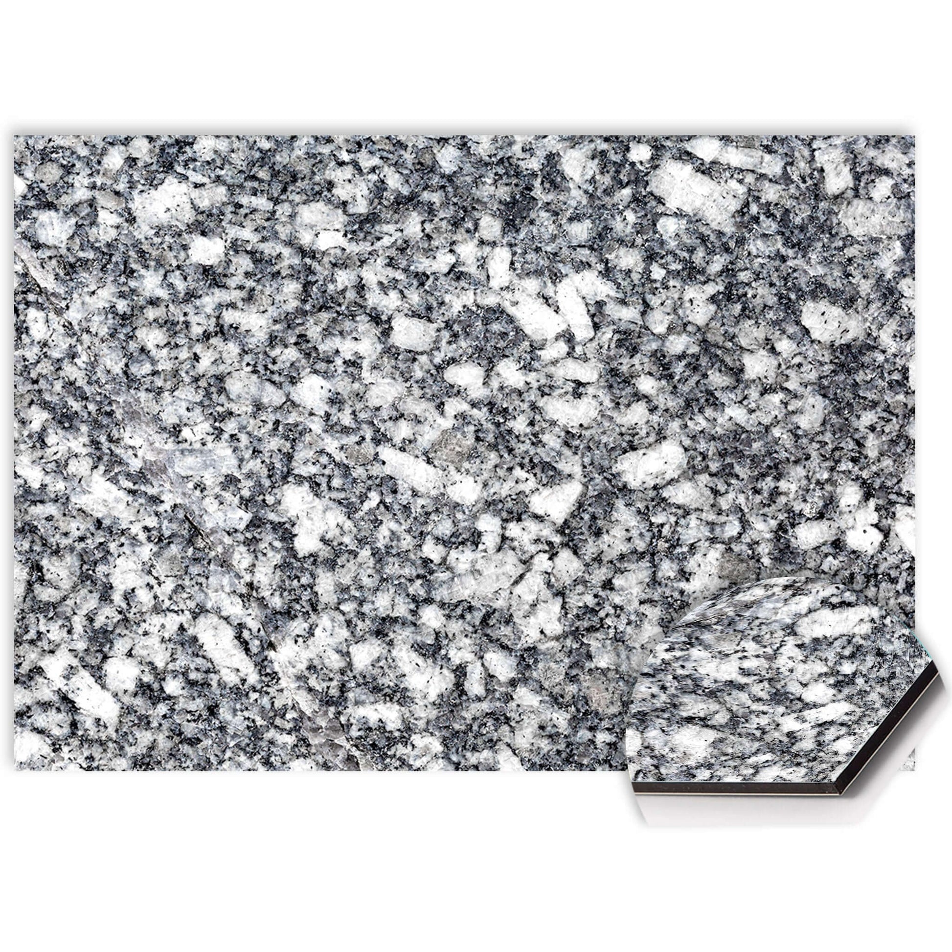 Nahaufnahme der Midnight Granite Spritzwand mit blau-grauer und weißer Granitstruktur auf pflegeleichtem Aluminium Dibond