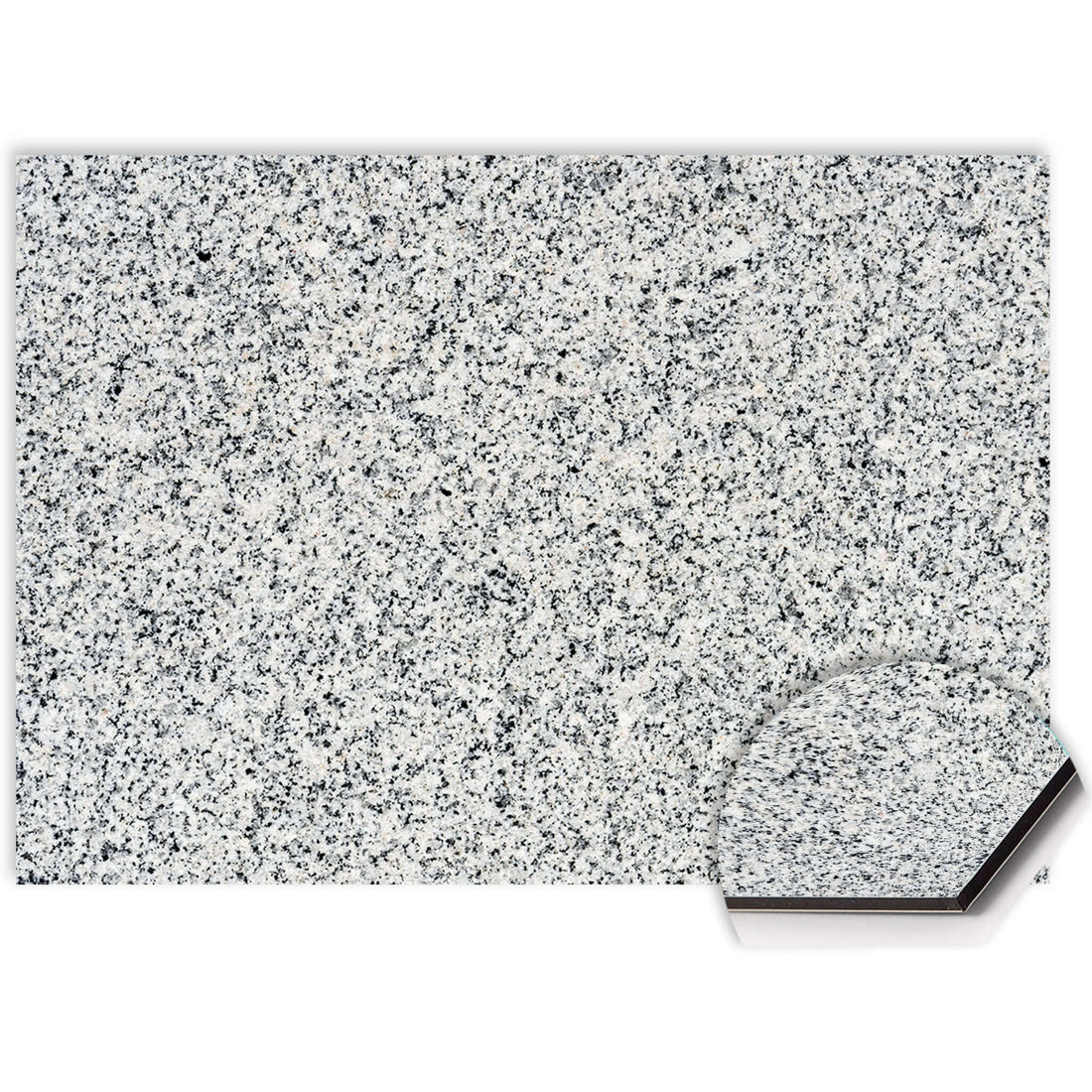 Detailaufnahme der Nordic Mist Spritzwand mit natürlicher Granitstruktur, auf stabilem Aluminium Dibond